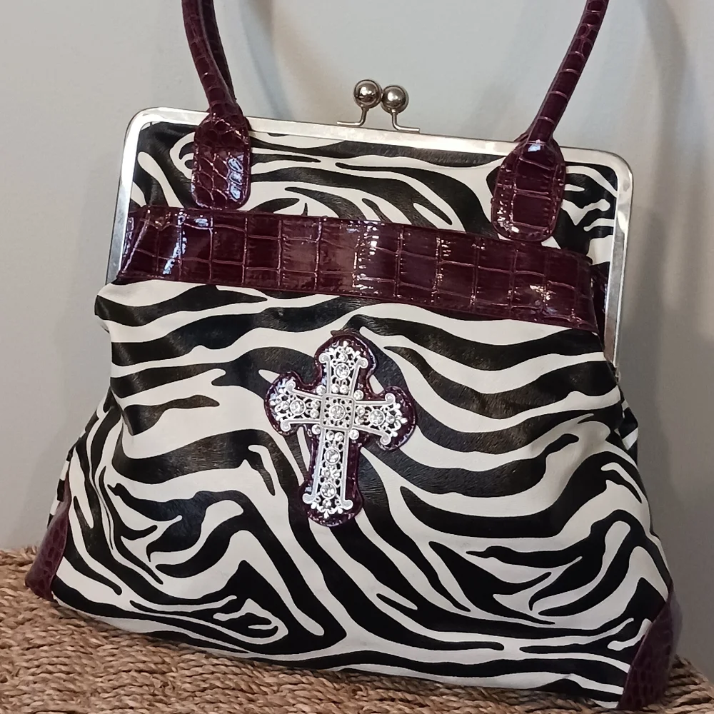 Purse - Picture 3 of 3